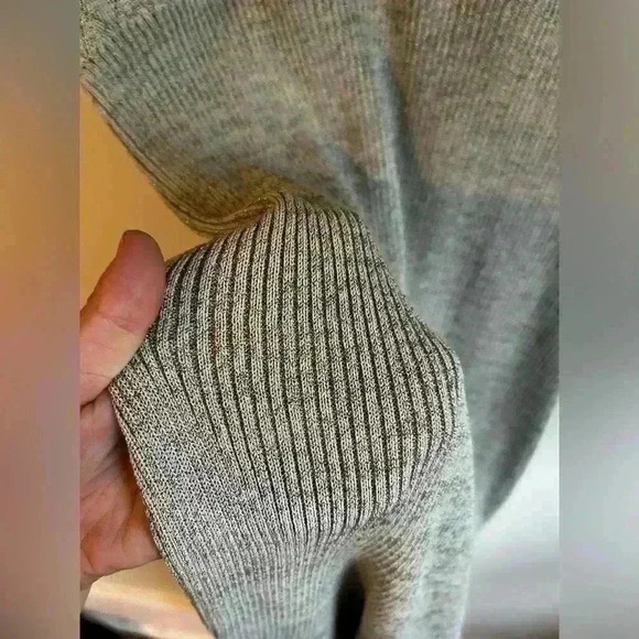 EMANUEL UNGARO Sleeveless V Neck Knit Maxi Dress Silver Grey Size M - Picture 4 of 5